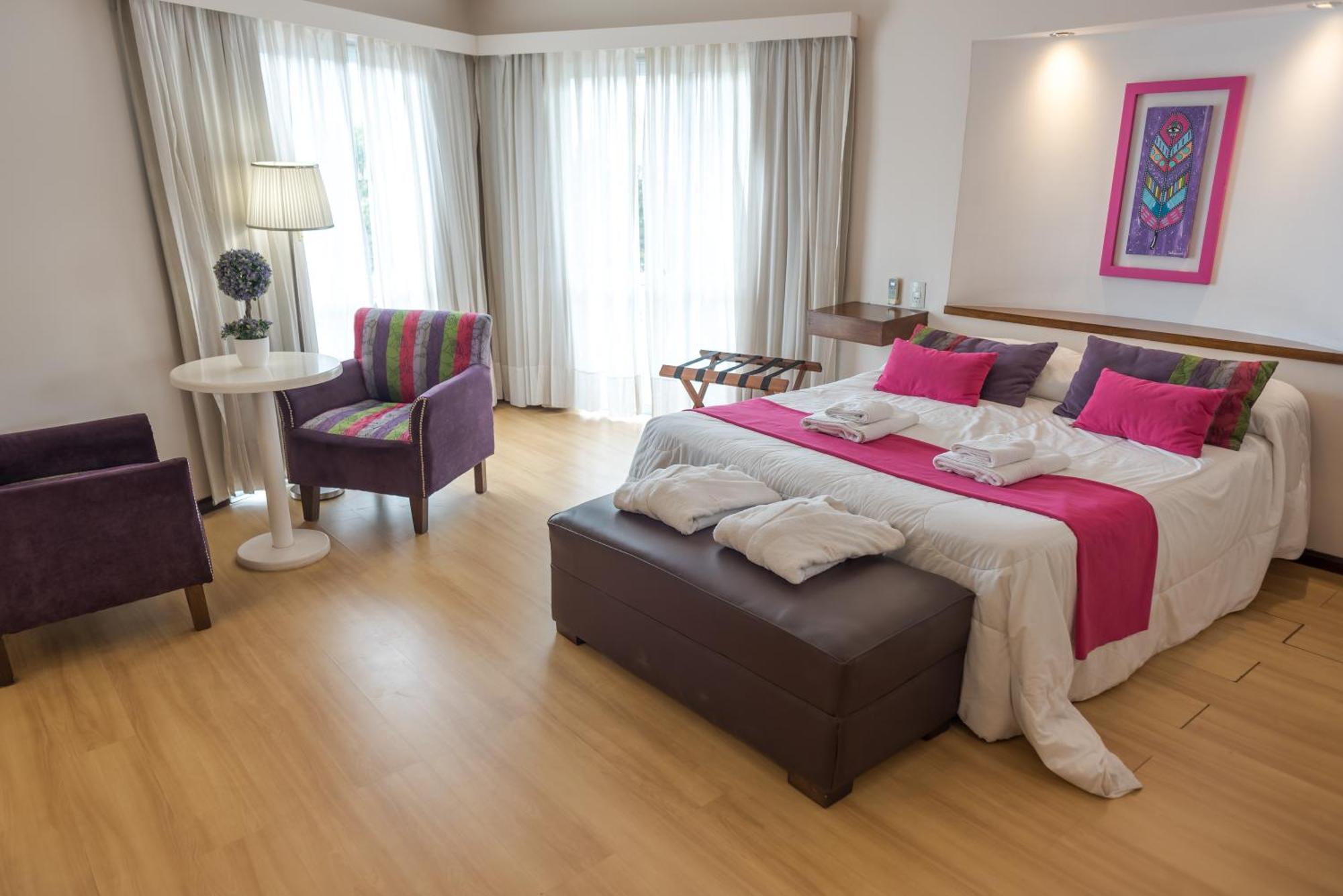Santa Cecilia Resort & Spa I วิญาการ์ลอสปาซ ภายนอก รูปภาพ