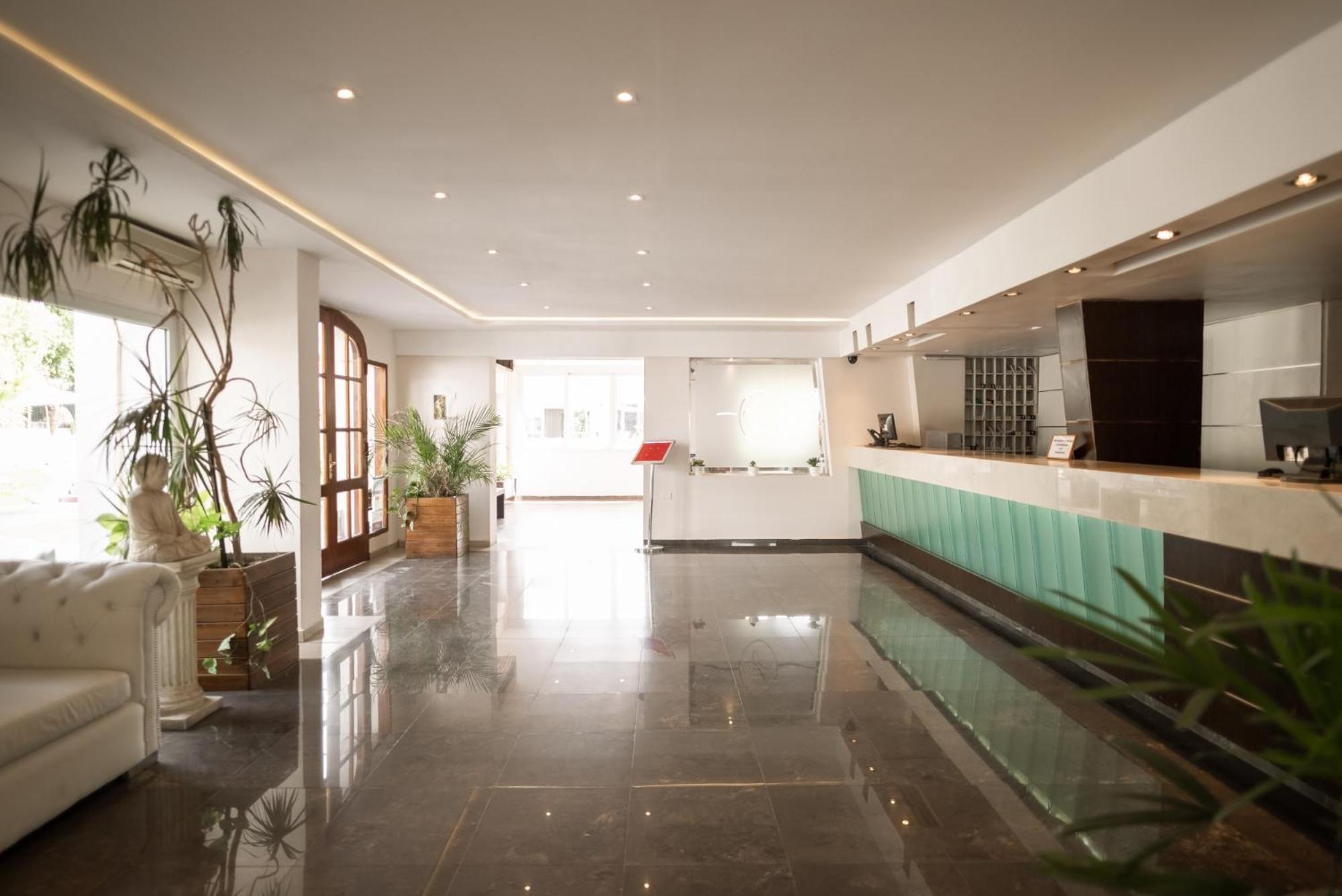 Santa Cecilia Resort & Spa I วิญาการ์ลอสปาซ ภายนอก รูปภาพ